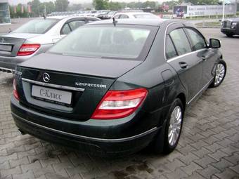 2008 Mercedes-Benz C-Class Pictures