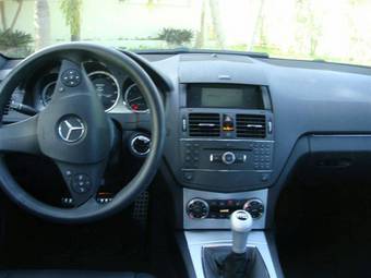 2008 Mercedes-Benz C-Class Images
