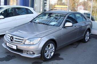 2008 Mercedes-Benz C-Class Pictures