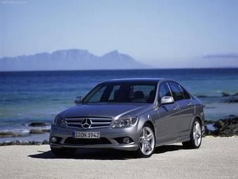 2008 Mercedes-Benz C-Class Pictures