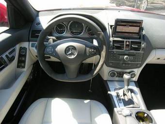 2009 Mercedes-Benz C-Class Pics