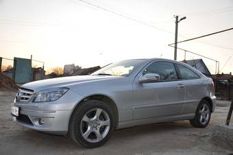 2009 Mercedes-Benz C-Class Photos