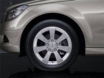 2010 Mercedes-Benz C-Class Wallpapers
