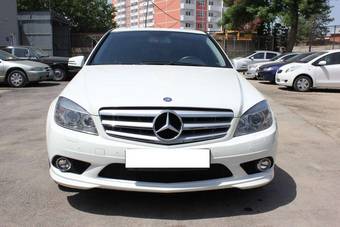 2010 Mercedes-Benz C-Class Photos