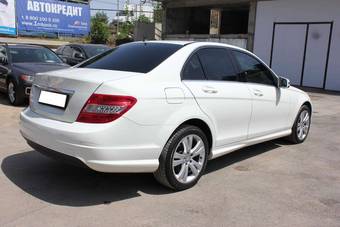 2010 Mercedes-Benz C-Class Wallpapers