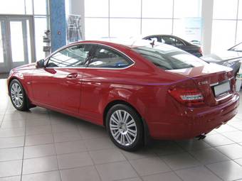 2011 Mercedes-Benz C-Class Photos