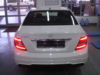 2011 Mercedes-Benz C-Class Pics