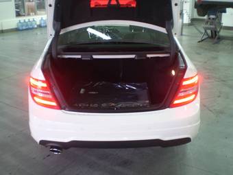2011 Mercedes-Benz C-Class Photos