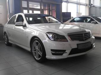 2011 Mercedes-Benz C-Class Photos