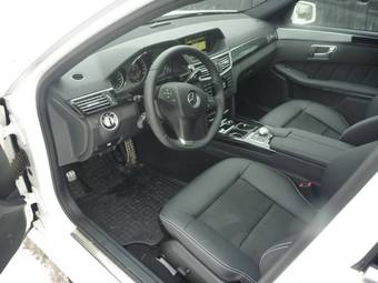 2011 Mercedes-Benz C-Class Pictures