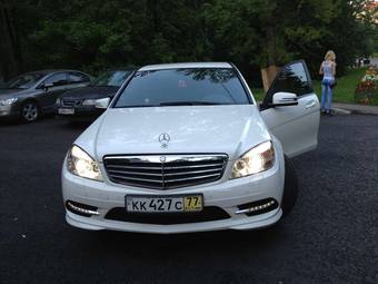 2011 Mercedes-Benz C-Class Pictures