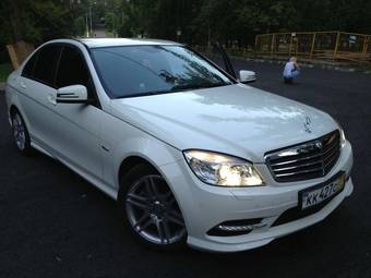 2011 Mercedes-Benz C-Class Photos