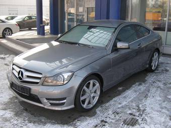2012 Mercedes-Benz C-Class Pictures