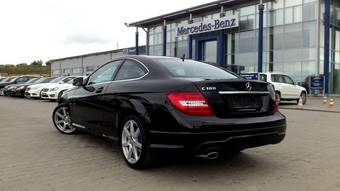 2012 Mercedes-Benz C-Class Pictures