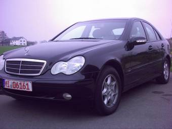 2001 Mercedes-Benz C180