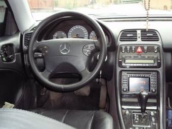 2000 Mercedes-Benz CLK-Class Pictures