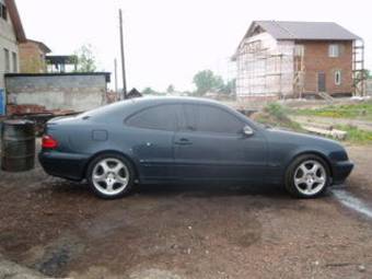 2000 Mercedes-Benz CLK-Class Pics