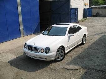 2000 Mercedes-Benz CLK-Class Wallpapers
