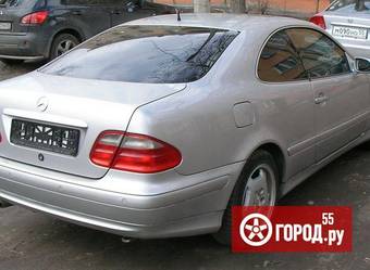 2000 Mercedes-Benz CLK-Class Pictures