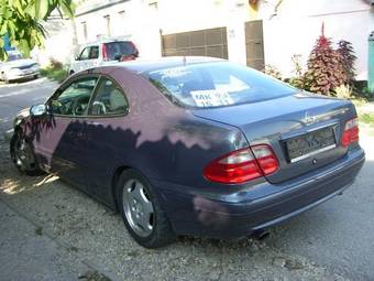 2000 Mercedes-Benz CLK-Class Pictures