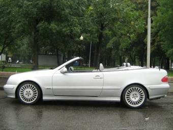 2000 Mercedes-Benz CLK-Class Photos