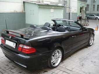 2001 Mercedes-Benz CLK-Class Photos