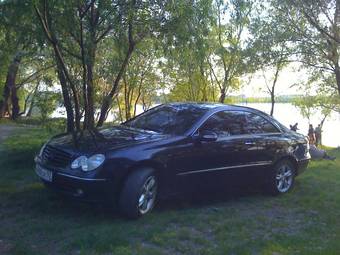 2004 Mercedes-Benz CLK-Class Photos