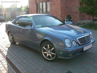 1999 Mercedes-Benz CLK320