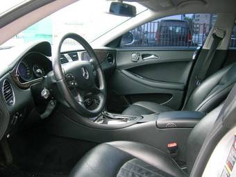 2004 Mercedes-Benz CLS-Class Pictures