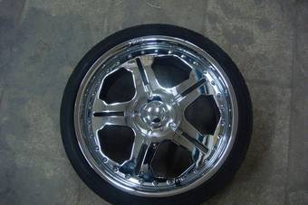 2005 Mercedes-Benz CLS-Class Photos