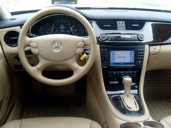 2005 Mercedes-Benz CLS-Class Pictures