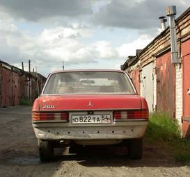 1979 Mercedes-Benz E-Class Pictures