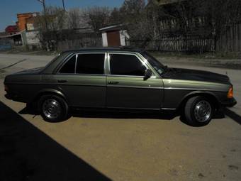 1984 Mercedes-Benz E-Class Wallpapers
