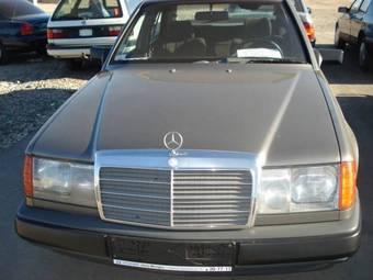1986 Mercedes-Benz E-Class Pictures