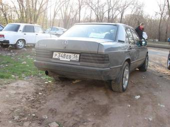 1987 Mercedes-Benz E-Class Pics