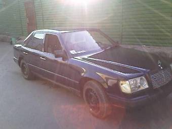 1987 Mercedes-Benz E-Class Pictures