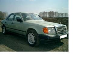 1988 Mercedes-Benz E-Class