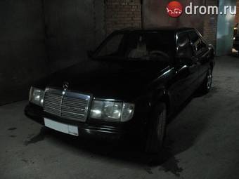 1988 Mercedes-Benz E-Class Pictures
