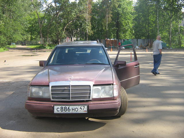 1988 Mercedes-Benz E-Class