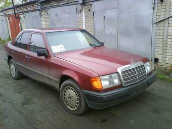 1988 Mercedes-Benz E-Class Photos