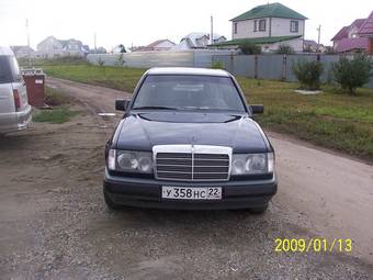 1988 Mercedes-Benz E-Class Photos