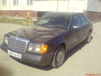 1989 Mercedes-Benz E-Class Photos