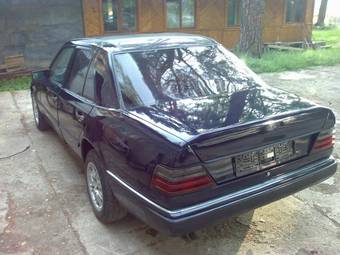 1989 Mercedes-Benz E-Class Pics