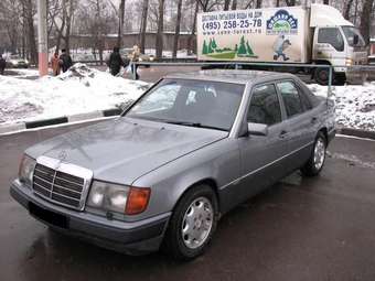 1991 Mercedes-Benz E-Class Pictures