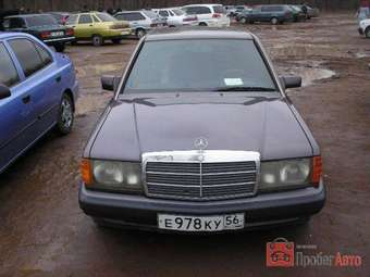 1991 Mercedes-Benz E-Class Photos