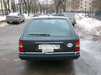 1991 Mercedes-Benz E-Class Photos