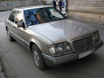 1991 Mercedes-Benz E-Class Photos