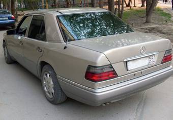 1991 Mercedes-Benz E-Class Pictures