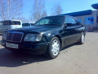 1991 Mercedes-Benz E-Class Photos