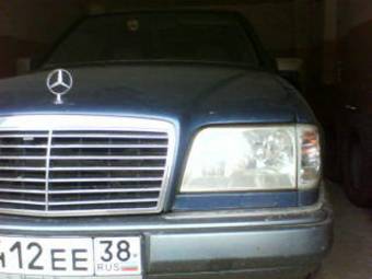 1991 Mercedes-Benz E-Class Pictures